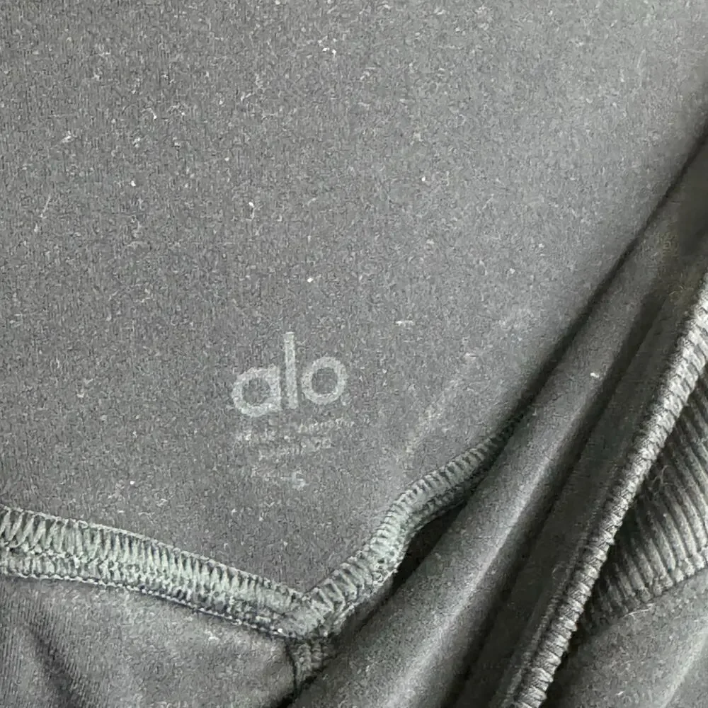 ALO Yoga get ready